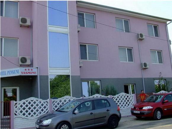 Pension Yasmine Timişoara Exteriör bild